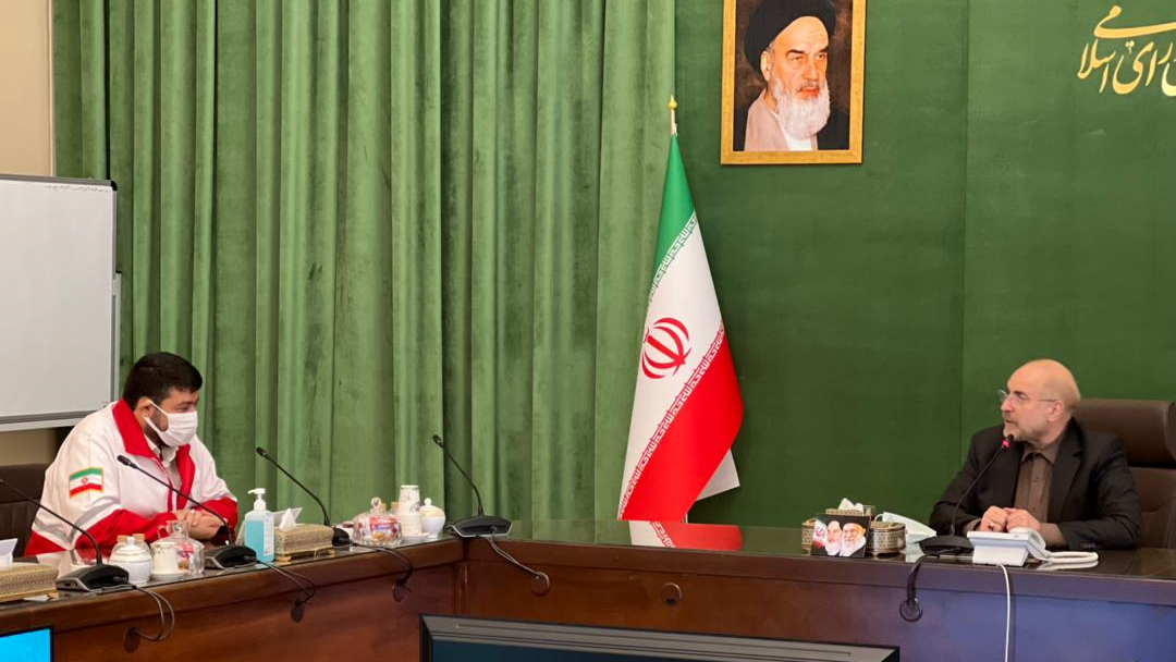 جمعیت هلال احمر با تمام توان در خدمت مردم به عنوان سرمایه های نظام است / پیگیری وضعیت امدادگران و نجاتگران مهمترین دغدغه من در هلال احمر است